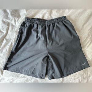 Nike Men’s Dry Fit Charcoal Grey Athletic Shorts Size Medium